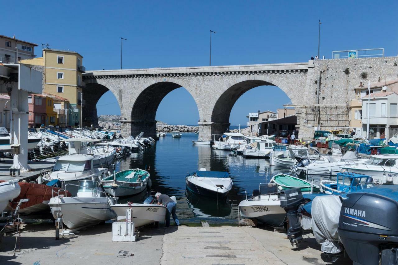 Stud Terras Ville Corniche 2 Pers Stat Gratuit Rue Modif Suivt Possib Et Accord Exclusif Marsella Exterior foto